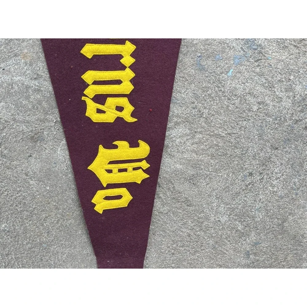 Vintage Maroon Felt Luray Caverns VA Virginia Yellow Stitched Pennant Flag